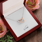 WJ Original | Interlocking Hearts